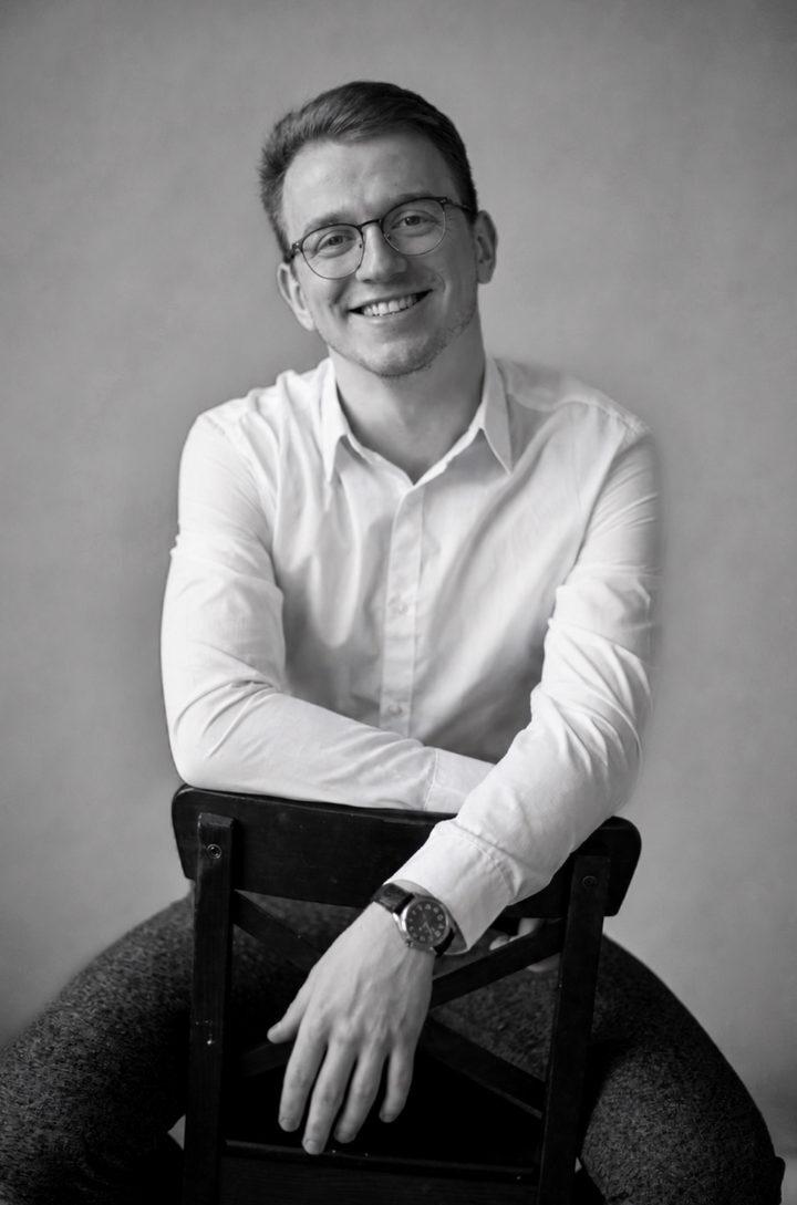 Дмитрий Неволин